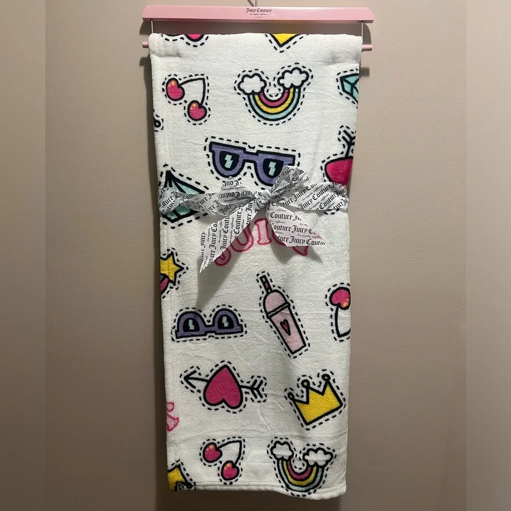 Juicy couture throw blanket